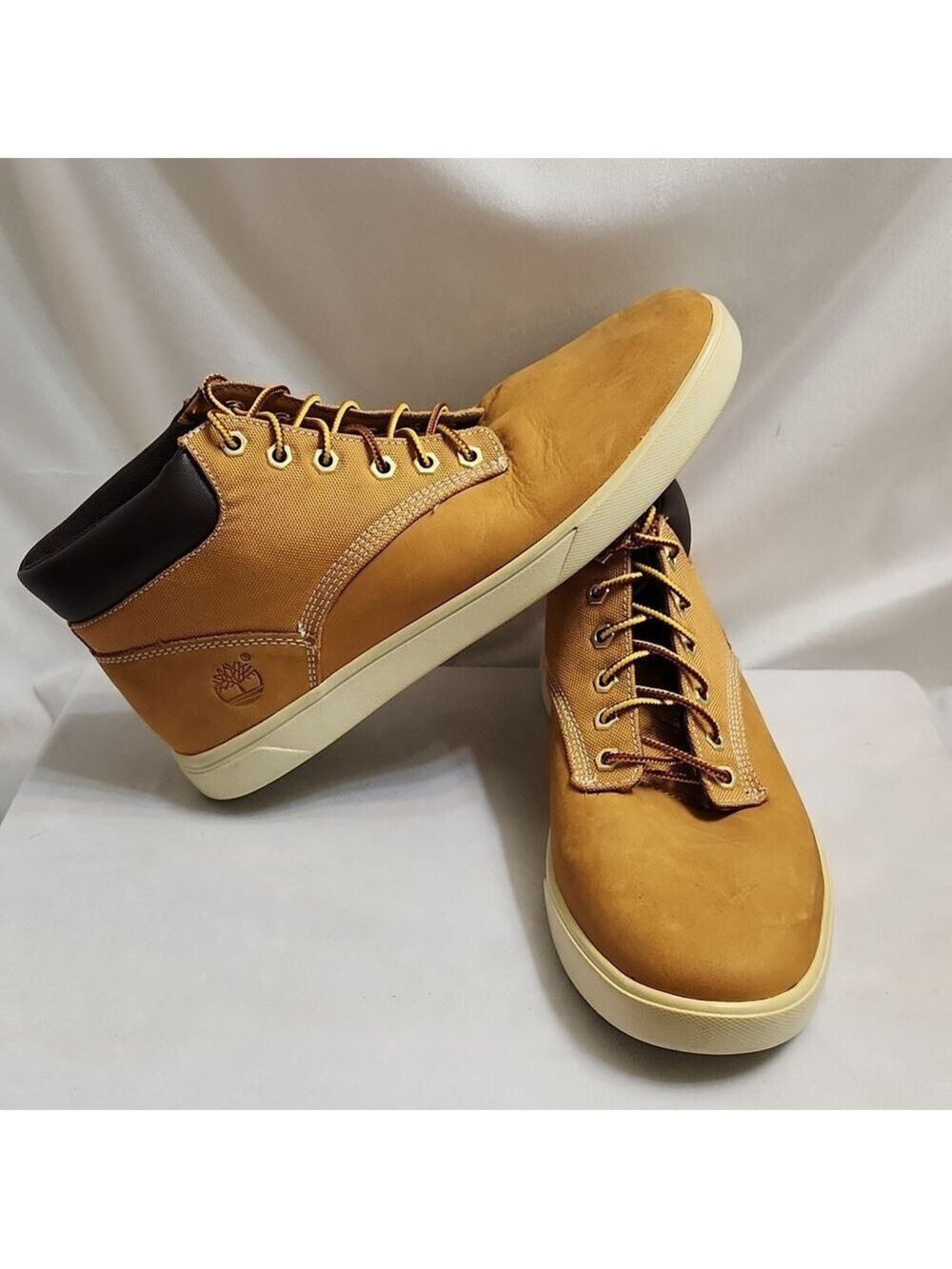 Timberland Groveton Wheat Leather Padded Collar Chukka Sneaker Boots (M Size 9)